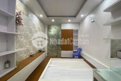 Hẻm xe hơi quận 10, 53m2, 4 lầu, 5 phòng chính chủ lâu năm chỉ nhỉnh 7 tỷ.