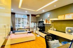 Bán nhà mới đẹp ngõ ô tô tránh nhau mua về ở ngay 30m2 5 tầng giá chỉ 2.9 tỷ.