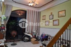 Ngã tư vip phùng văn cung phan đăng lưu, 4 tầng 14m giá rẻ 7,7 tỷ. lh 037.6966.383.