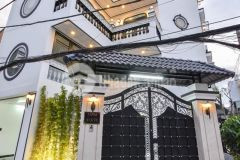 Viila đẹp nhất p.16,gv,thiết kế bởi kts,lô góc,nội thất sang chảnh,có thang máy.