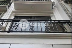 Bán gấp nhà phố trần quốc hoàn,kd,ô tô,56m2, 4t, 4.2m, chỉ 5.5 tỷ lh cg hải