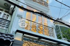 Siêu phẩm nhà phố đúc 2 lầu 4pn hẻm xe hơi đường nguyễn duy cung, p12, gv