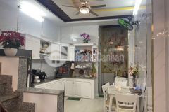 Khu nhà lầu ht01 q12 xe tải tránh thoáng mát