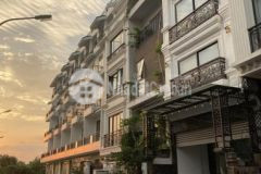 Chính chủ cần bán căn liền kề khu minh tâm đường cổ linh quận long biên.