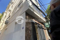 Chính chủ bán nhà mới, thiết kế hiện đại, 53m2, phố cầu giấy, ô tô đỗ cửa, giá chỉ 4,2tỷ