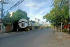 Bán lô đất vuông vắn đường phước long p. phước long nha trang