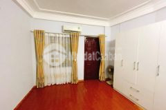 Bán gấp nhà ba đình la thành 26m2 4t 2.5 tỷ