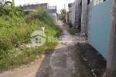 Nền 3 mặt tiền hẻm, full thổ ở ấp 1 trung an