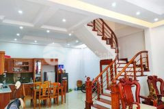 Cần bán nhà phân lô chùa bộc, đống đa, dt 54m, 4t, 4.4 tỷ