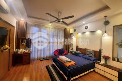 Bán gấp nhà trần thái tông quận cầu giấy mặt ngõ kinh doanh dt 65m2 giá 6ty. lh094 985 9830.