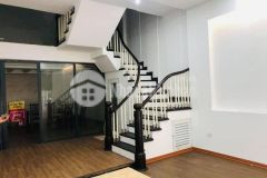 Mặt phố cầu giấy ô tô kinh doanh 65m2 6t mt5 12,9 ty