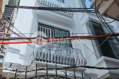 Nhà mới 5 tầng, 35m2, mặt ngõ thông, ở kinh doanh, khương đình giá chỉ nhỉnh 4 tỷ.