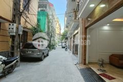 Siêu phẩm cầu giấy 50m2 x 7t, mt 5m gara ô tô thang máy, 9 tỷ.