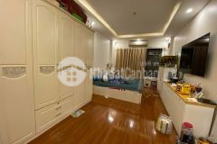 Nhà đẹp phố đại cồ việt ô tô tránh ở sướng.dt 40m,5t,mt4,13.4 tỷ