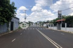 D812 bán đất mặt tiền ywang gần hồ eakao giá 2.15 tỷ