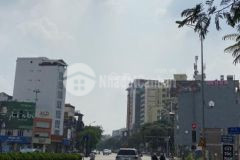 Bán nhà mặt phố nguyễn văn cừ 70m2 x 5 tầng, 4.3m mt, giá 22.5 tỷ. vỉa hè đá bóng, kd.