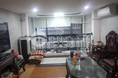 Cực phẩm 5t35m văn cao, mt4m, 2 thoáng, ngõ thông, gần phố nhỉnh 3 tỷ