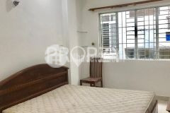 Hẻm thông 3x10m, 3pn hòa hảo q10 sẵn nội thất