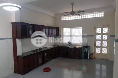 Bán nhà nguyễn kiệm quận gò vấp. dt 93m2. lh 0932155399.