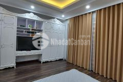 Nhỉnh 3 tỷ sở hữu nhà 5 tầng mới đẹp, lô góc gần chợ phùng khoang, ở ngay