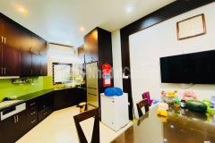 Hoàng văn thái, phân lô quân đội, thang máy, gara. dt 90mmt 11m giá 14x tl