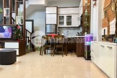 Bán nhà 44m2 x 5t tự thiết kế và xây dựng tại phố tạ quang bửu, quận hai bà trưng 0977440990.