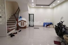 Bán nhà kinh doanh, ô tô đỗ cửa phố hoa bằng cầu giấy, 43m2 x 6t x mt 5.5m, 8.1 tỷ, 0836646314.