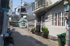 Bán nhanh nhà cấp 4, xe hơi tới nhà, 155m2, ngang 6m. 11 tỷ. ngay kdc nam long phú thuận. quận 7