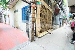 Bán nhà trung tâm đống đa, vị trí đẹp, 5pn, 3 mặt thoáng 30m2, 3.7 tỷ.