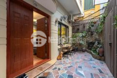 Biệt thự sân vườn nguyễn thái học, 90m2, mặt tiền 8m, nội thất tiền tỷ 14 tỷ, 0703451750.