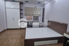 Bán nhà phố lạc long quân,tây hồ,nhà đẹp,gần hồ,ngay phố,dt40mx5t,nhỉnh 4 tỷ 0948375361