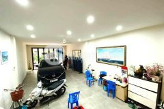 Ban gâp nha phô thai ha, 127m2, 5 tâng, mt4.1m, nhinh 16 ty gara oto, kinh doanh