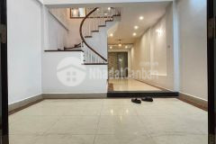 Nhà hiếm khương đình cực đẹp. dt 60m2 x 5 tầng. gía 4 tỷ