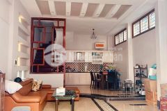 Lô góc lạc long quân tây hồ, 53m2, 6 tầng, mt 5m, gara ô tô, 11 tỷ