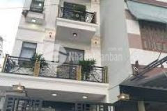 Bán nhà 1 trệt 3 lầu mặt tiền đường 304 hướng tây bắc.