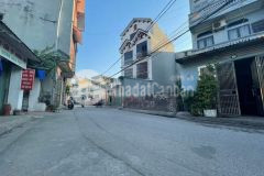 Thạch bàn bán 103m2 đất mặt đường 2 ô tô tránh long biên