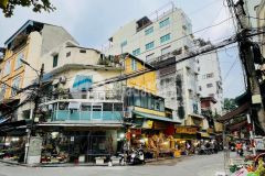 Ban nha măt phô gia ngư 90m2, măt tiên 5m, gia 65 ty