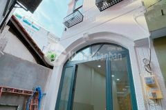 Nhà 687 lạc long quân 17m2, 3 tầng, full tiện nghi 4 5 người ở, 2 tỷ 16