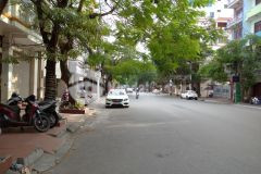 Bán nhà mặt đường văn cao, vị trí đẹp nhất tuyến đường, đón đầu đường đông khê 2