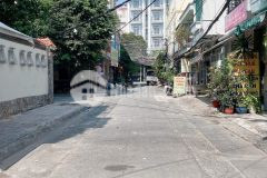 Nhà đẹp, giá tốt, vị trí đỉnh ngay mũi tàu cộng hòa trường chinh.