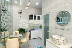 Chính chủ bán nhà đẹp bùi thế mỹ 31m2 ngang 4.3m giá chỉ 2 tỷ 8.