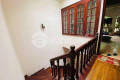 Bán gấp nhà hxt vuông vức 3pn, thành thái quận 10, 3.5x11m, giá 7,5 tỷ.