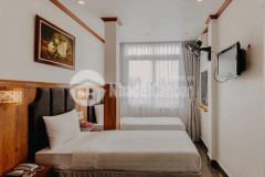 Mặt phố vip quận hoàn kiếm vỉa hè rộng kinh doanh 40m 5t 23tỷ trần nhật duật