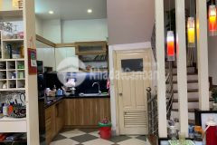 Cách phố 30m bán nhà cực đẹp tại hoàng hoa thám, dt 45m2 x 5t, mt 5m, giá 4tỷ3, mặt ngõ.