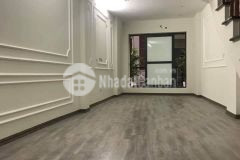 Chỉ nhỉnh 3 tỷ, có hộ khẩu khương thượng, đống đa. 6 tầng, 4 ngủ, mặt tiền đẹp.