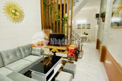 Bán nhà ngõ 136 đường tân triều, hai thoáng, ô tô đỗ gần, 39m2 x 4 tầng, giá 3.4 tỷ