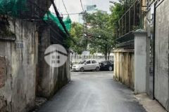 Cần bán mảnh đất rộng tại phố bồ đề long biên, 70m, giá chào 4.55 tỷ.