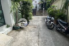 Bán nhà giáp quận 1, sát mặt tiền, dt 21m2, 4 lầu, 3 phòng chỉ 2 tỷ 7.