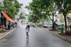 Bán gấp đất mỗ lao, làng việt kiều châu âu, lô góc 60m2 mặt tiền 9m, lh 0379283456