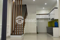 Nhà mới đón tết nguyễn sơn long biên 32m x 5 tầng ngõ ô tô nhiều tiện ích.